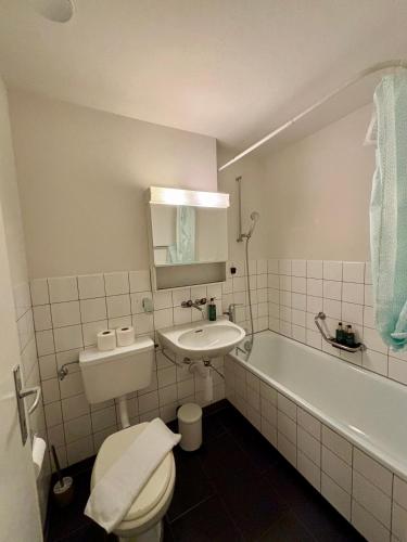 Phòng tắm tại Living Cozy in Bern