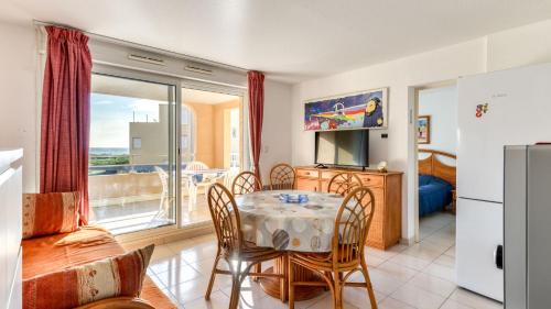 Alizea Beach A N101 3P6