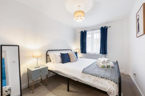 Postel nebo postele na pokoji v ubytování Urban Stay