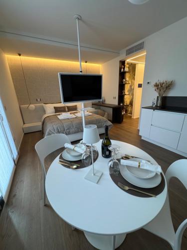 B&B Apartment Luxury Suite - Metropolitana M4- San Babila Milano -Stadio San Siro - Duomo Milano - Aeroporto Linate - Castello Sforzesco