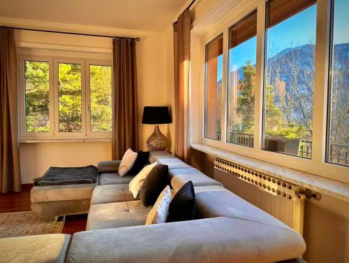 Et opholdsområde på Luxury 3 bedroom Grand Chalet