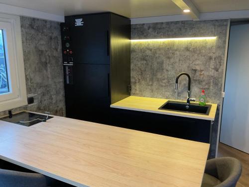 Køkken eller tekøkken på Campinghotel Boot & Bike Hansestadt Anklam