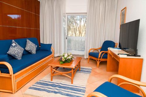 Sunflower Apartments by Delilah Collection