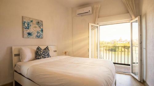 3 bedroom apartment with stunning Guadalquivir views