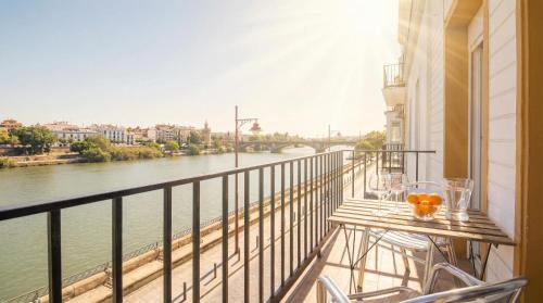 3 bedroom apartment with stunning Guadalquivir views