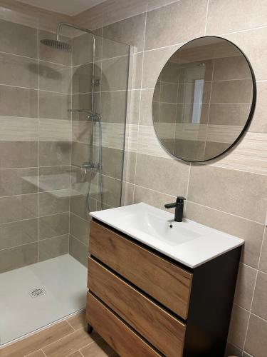 La Pinède appartement T2 accès piscine