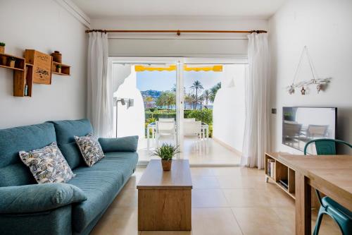 Apartamento a pie de playa, climatizado y parking