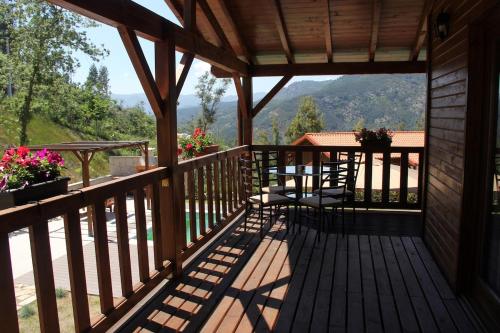 Photo de la galerie de l'établissement Chalé de montanha com Lareira, à Vieira do Minho