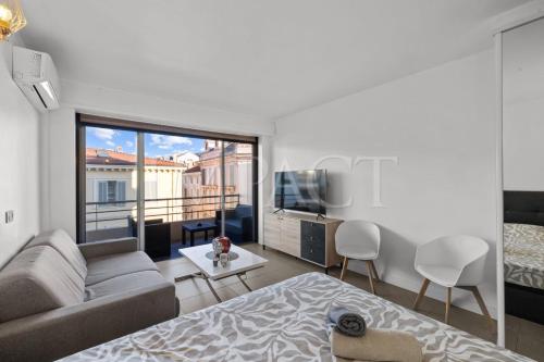 Cannes Croisette - 2035 Studio For rent