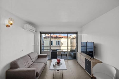 Cannes Croisette - 2035 Studio For rent