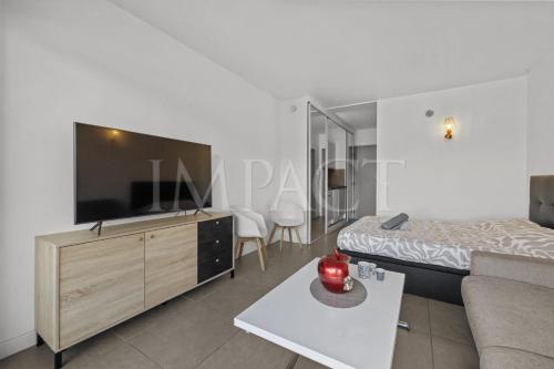 Cannes Croisette - 2035 Studio For rent