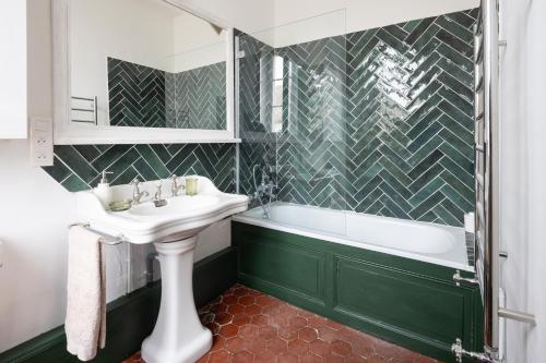 Et badeværelse på Maison Bernard