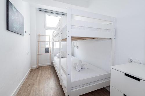 Gaviota Central Living Casasol