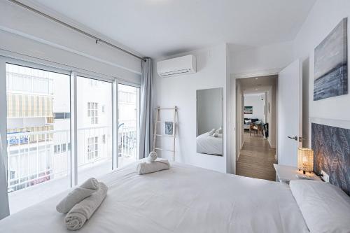 Gaviota Central Living Casasol
