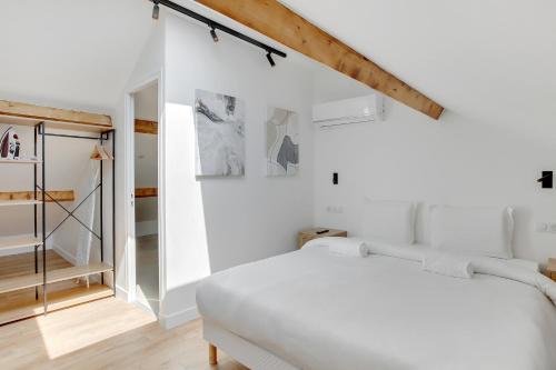 Foto Large air-conditioned 2BR duplex - Close to Paris 6