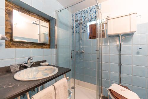 Et badeværelse på Quinta da Rabaçosa - Turismo Rural