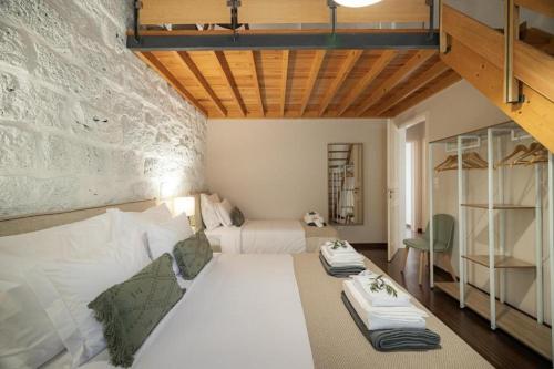 Monaco House com Jacuzzi e Estacionamento