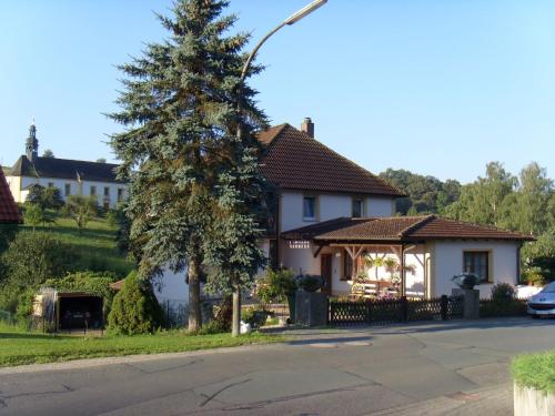 Gallery image of Apartment mit Blick zur Wallfahrtskirche by Interhome in Ebensfeld
