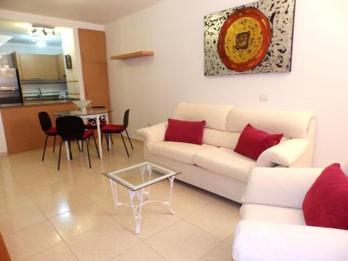 Apartment Wohnung mit Terrasse und Blick in el Medano by Interhome