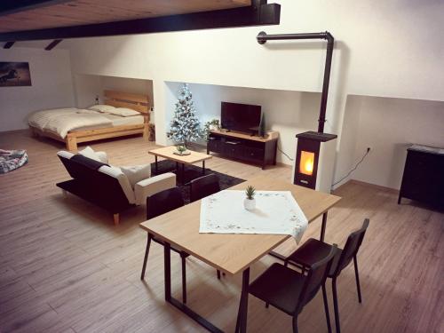 Et opholdsområde på Horse Whispering Ranch apartma