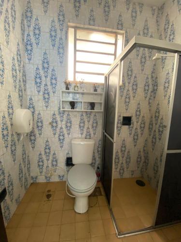 Phòng tắm tại Açaizeiro Hostel