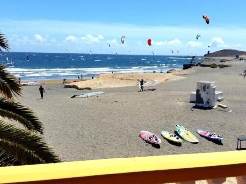 Holiday Home Haus mit Wifi und Terrasse direkt am Strand by Interhome