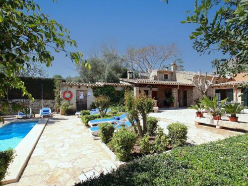 Holiday Home Charmante ländliche Villa Martorell mit Schwimmbad by Interhome