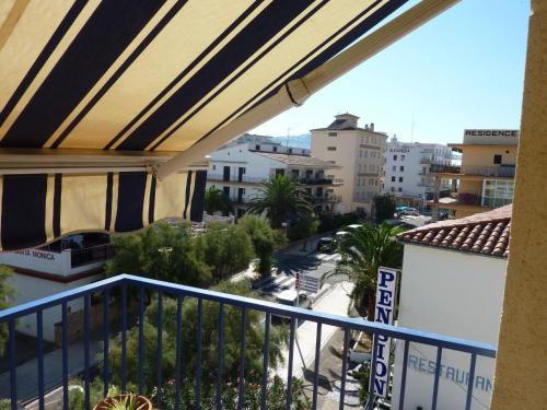 Apartment Bucht von Rosas Katalonien Spanien by Interhome