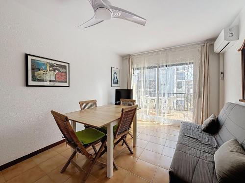 Apartment Bucht von Rosas Katalonien Spanien by Interhome