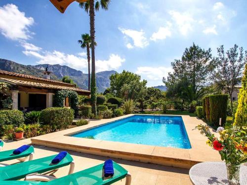 Holiday Home Fantastische Villa in einer ruhigen Gegend in der Nähe von Pollensa by Interhome