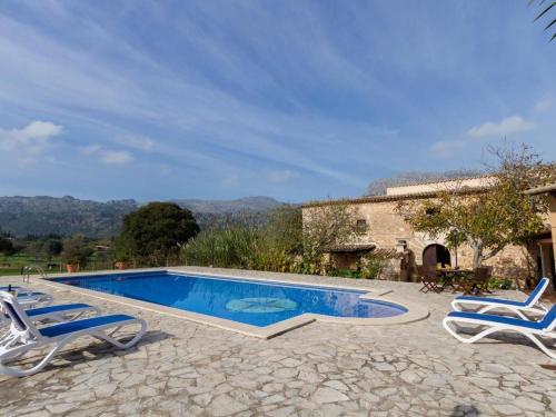 Holiday Home Tolle Finca in wunderschöner Landschaft by Interhome