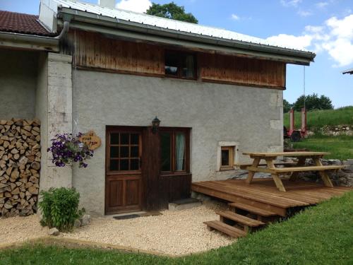 Gîte rural le four à pain dans le parc naturel du Haut Jura
