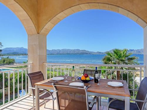 Holiday Home Schöne Villa mit Meerblick by Interhome