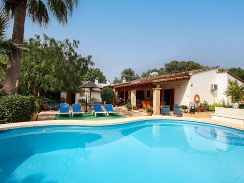 Holiday Home Schöne Villa in Pollensa mit beheiztem Pool by Interhome