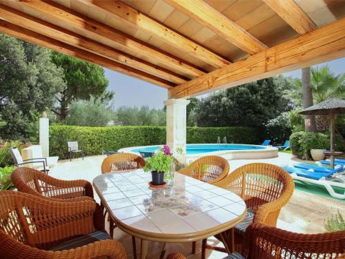 Holiday Home Schöne Villa in Pollensa mit beheiztem Pool by Interhome