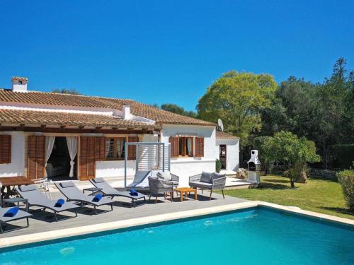Holiday Home Villa Alegre- Pollensa by Interhome
