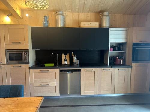 Nhà bếp/bếp nhỏ tại Grange rénovée