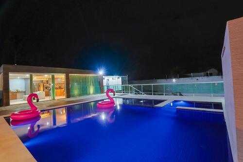 Swimmingpoolen hos eller tæt på PF Lounge - Praia do Forte e Imbassaí 3km