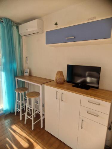 Agréable Studio Cabine - Clim-Piscine-Parking - proche Plage RICHELIEU