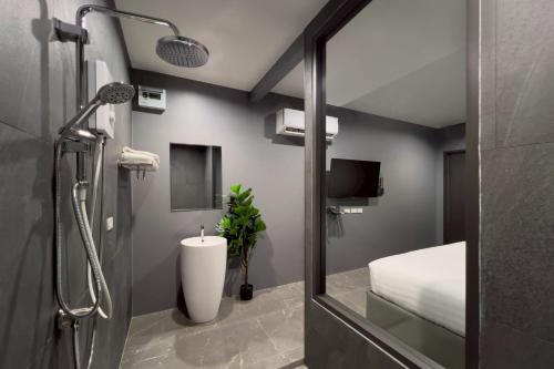 Et badeværelse på HK Villa Resort