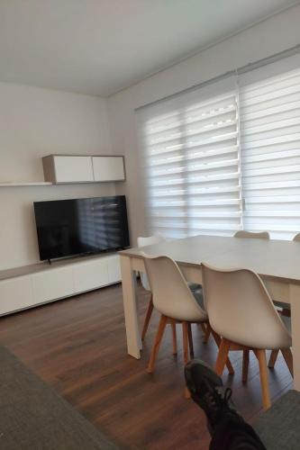Apartment Große Wohnung in Salou by Interhome