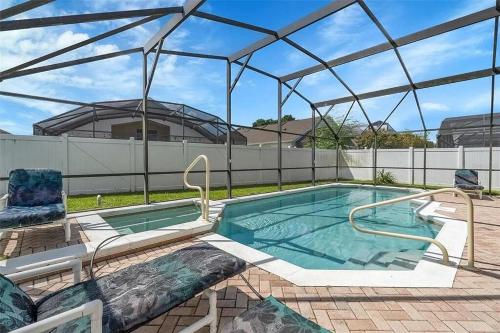5BR 4BA Near Disney, Pool, Sauna, Pets Allowed photo 5
