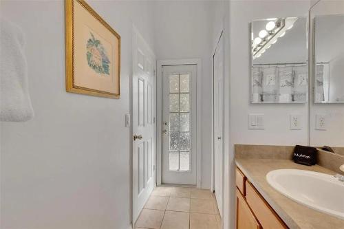5BR 4BA Near Disney, Pool, Sauna, Pets Allowed photo 22