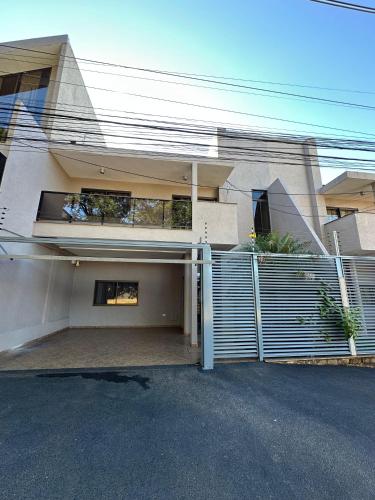 Bygningen som feriehuset ligger i