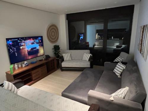 Een TV en/of entertainmentcenter bij Ayla Golf Luxury Chalet
