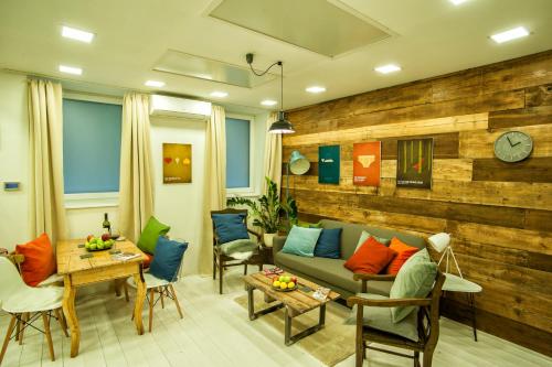 Et opholdsområde på Apartment near the Great Synagogue with FREE GARAGE