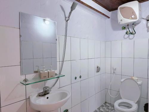 Phòng tắm tại Dê Homestay & Restaurant Tà Xùa