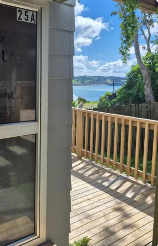 Billede fra billedgalleriet på Tide and Tranquility i Snells Beach