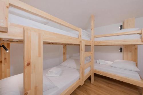 Grand Roc C424 - 280m from Slopes & Parking - Happy Rentals