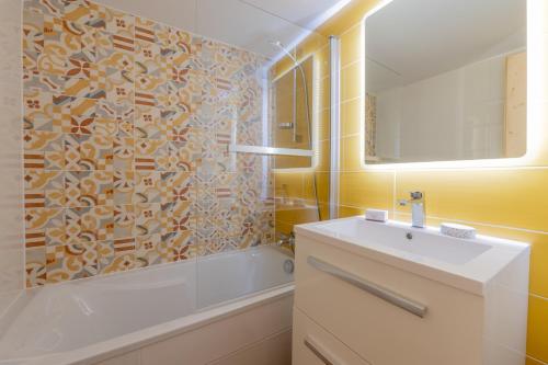 Grand Roc C424 - 280m from Slopes & Parking - Happy Rentals